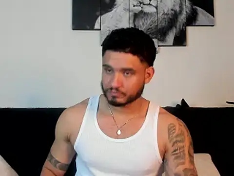 Austin torres  online show from September 2025 08:54:01 PM