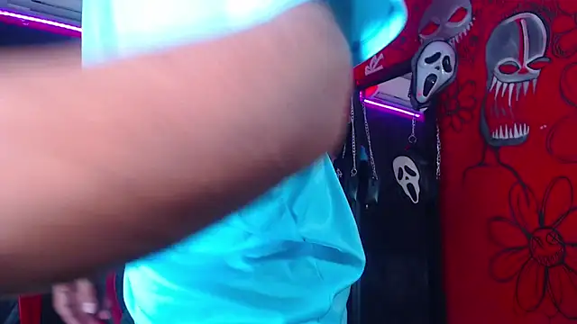 Snapshot of dante_hellsingx chatting on November 2025 12:10:01 AM dante hellsingx online show from November 2025 12:10:01 AM