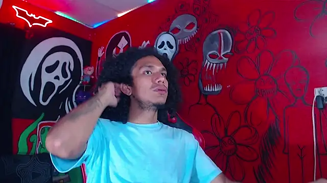 Snapshot of dante_hellsingx chatting on December 2025 01:13:01 AM dante hellsingx online show from December 2025 01:13:01 AM