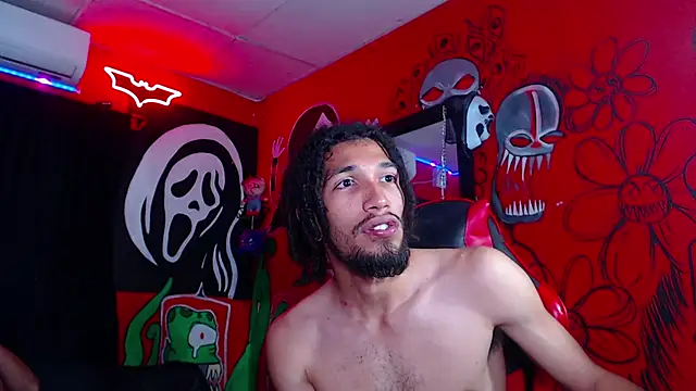 Snapshot of dante_hellsingx chatting on December 2025 02:33:01 PM dante hellsingx online show from December 2025 02:33:01 PM