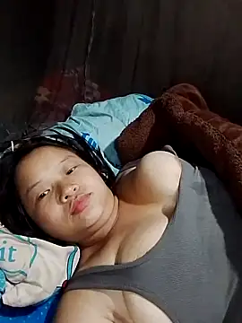 Snapshot of girl-babi chatting on September 2025 03:06:01 PM girl-babi online show from September 2025 03:06:01 PM