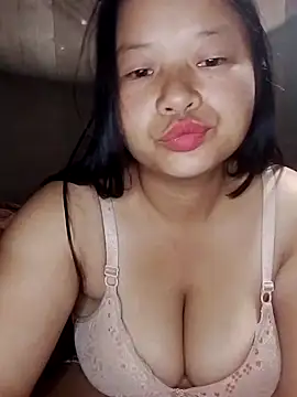 Snapshot of girl-babi chatting on October 2025 11:57:01 PM girl-babi online show from October 2025 11:57:01 PM