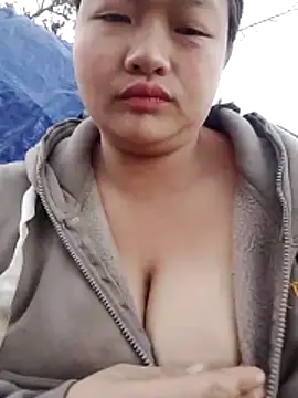 Snapshot of girl-babi chatting on November 2025 09:56:02 AM girl-babi online show from November 2025 09:56:02 AM