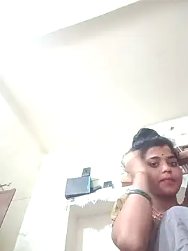 Snapshot of Rachna_Love chatting on October 2025 01:38:01 AM Rachna Love online show from October 2025 01:38:01 AM