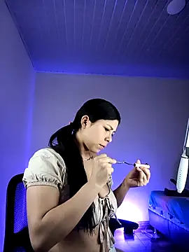 SiennaValera online show from December 2025 04:03:02 PM