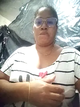 Big ass submissive online show from December 2025 03:12:01 AM