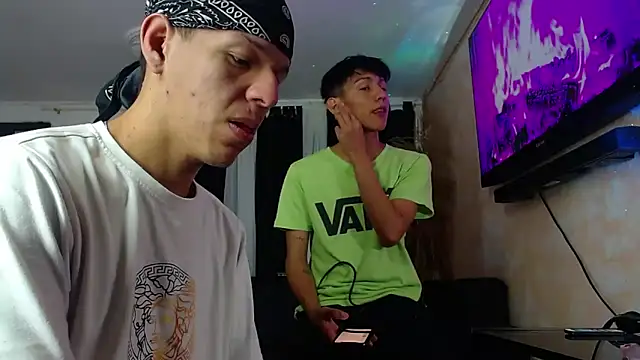 Snapshot of Marcus_and_Tony chatting on September 2025 03:38:02 AM Marcus and Tony online show from September 2025 03:38:02 AM