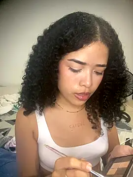 Snapshot of KarimAnxiex chatting on October 2025 04:29:01 AM KarimAnxiex online show from October 2025 04:29:01 AM