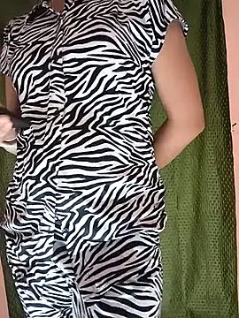 Snapshot of Hott_Archana chatting on November 2025 05:46:02 PM Hott Archana online show from November 2025 05:46:02 PM