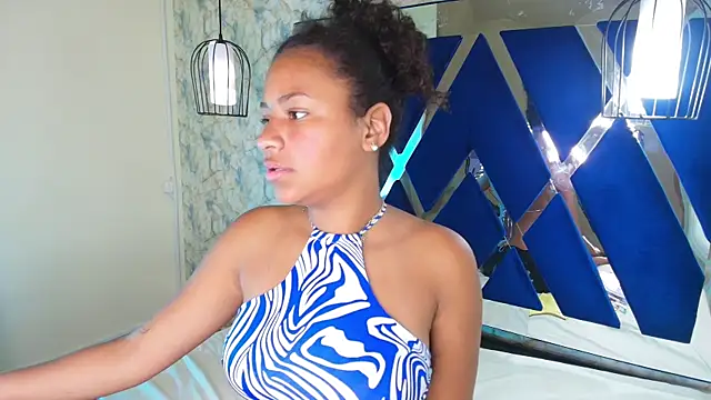 Trixi love online show from September 2025 11:43:01 AM