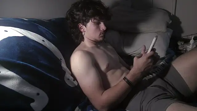 Snapshot of conradical18 chatting on October 2025 10:30:02 PM conradical18 online show from October 2025 10:30:02 PM