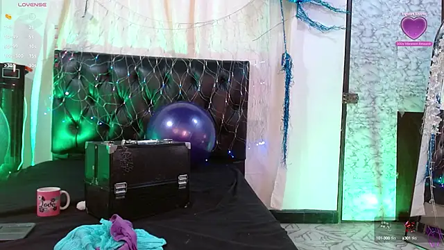  SARAI DUPONT online show from January 2025 10:12:02 PM