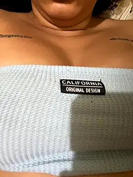 clarinha2 online show from November 2025 08:35:02 PM