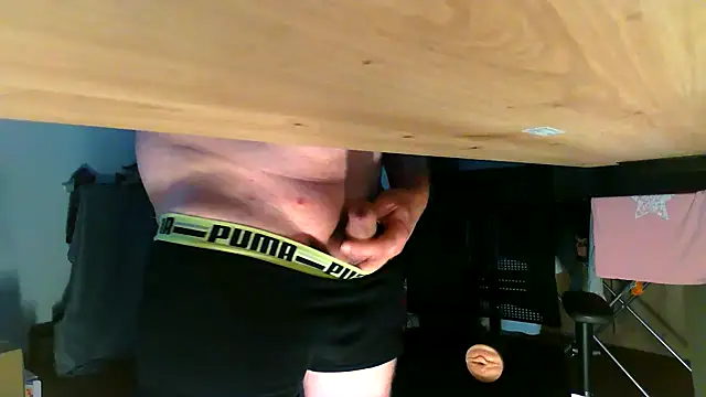 Snapshot of michaelm1983 chatting on November 2025 08:14:02 AM michaelm1983 online show from November 2025 08:14:02 AM