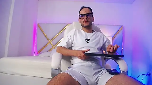  Ethan Black online show from September 2025 03:52:01 AM