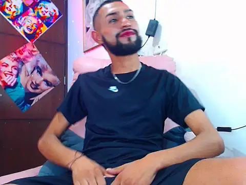 Snapshot of boybunnyerotic chatting on September 2025 03:41:02 AM boybunnyerotic online show from September 2025 03:41:02 AM