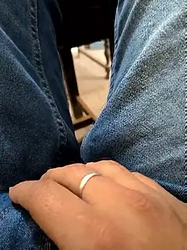 bigdick lickingexpert08 online show from October 2025 08:51:02 AM