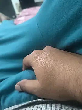 bigdick lickingexpert08 online show from November 2025 08:20:01 AM