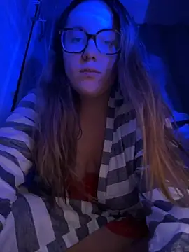 EmilyEast online show from September 2025 07:46:01 PM