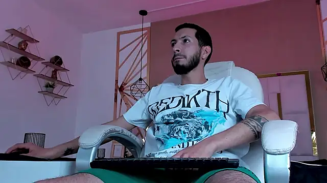 mrfranco vc online show from September 2025 03:30:02 AM