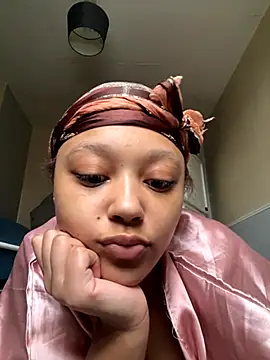 Marleymols online show from November 2025 01:54:02 PM