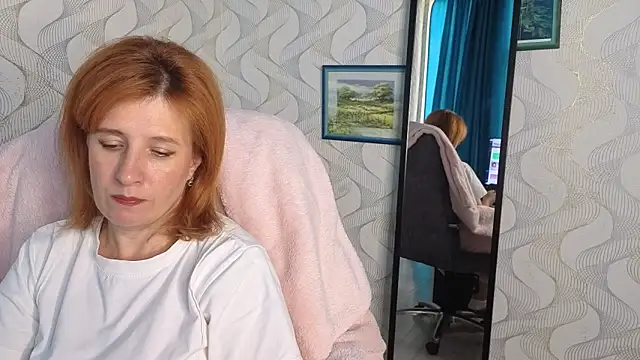 Snapshot of Elannaria chatting on September 2025 03:33:01 PM Elannaria online show from September 2025 03:33:01 PM