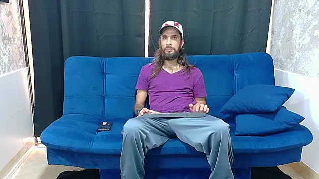 hairy mannn online show from September 2025 07:46:02 PM