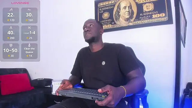 Snapshot of lucas_manzon chatting on December 2025 03:51:01 PM lucas manzon online show from December 2025 03:51:01 PM