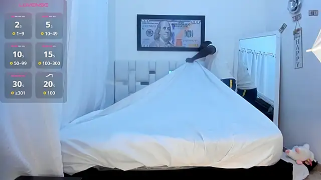 Snapshot of lucas_manzon chatting on December 2025 01:20:02 PM lucas manzon online show from December 2025 01:20:02 PM