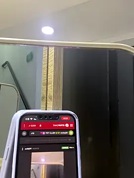 Snapshot of TiffanyyLam chatting on October 2025 11:22:01 AM TiffanyyLam online show from October 2025 11:22:01 AM