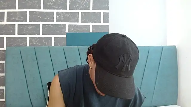 Jake laraxxx online show from September 2025 05:56:02 PM