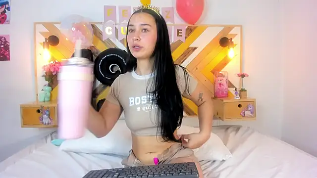 Sol Scarlett online show from September 2025 07:49:02 PM