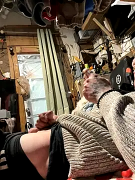 Snapshot of Mollyzhere chatting on November 2025 09:06:02 PM Mollyzhere online show from November 2025 09:06:02 PM