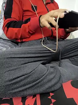 Snapshot of yazinyazin1 chatting on November 2025 02:21:01 AM yazinyazin1 online show from November 2025 02:21:01 AM