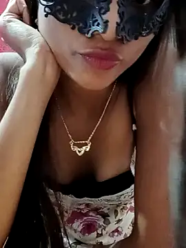 Nishu23 online show from September 2025 06:29:02 PM
