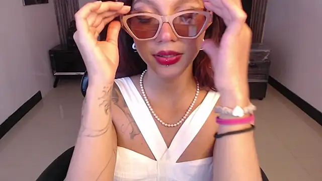 Lyynn ch online show from September 2025 10:21:02 PM
