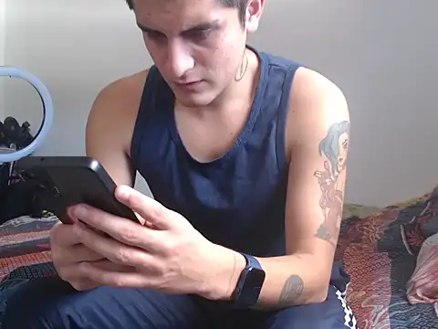 UrbanBoy 18 online show from September 2025 01:59:02 PM