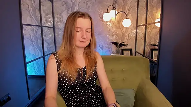 MeggySun online show from December 2025 12:58:02 PM