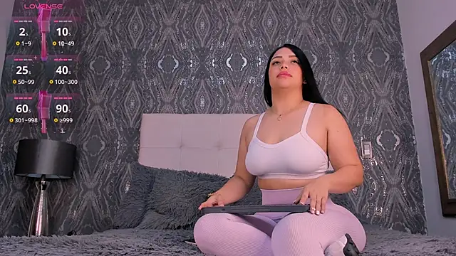 SusiGarcia online show from September 2025 11:55:02 AM