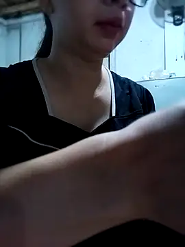 LillyZii online show from September 2025 01:07:01 AM