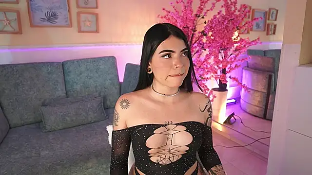 VioletEvanz online show from September 2025 07:15:02 PM