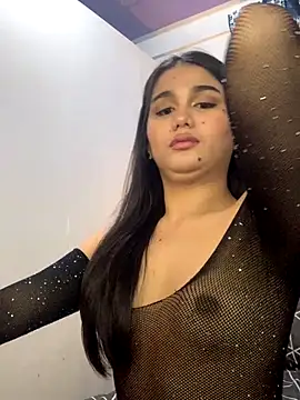 AngelHille online show from September 2025 01:57:02 PM