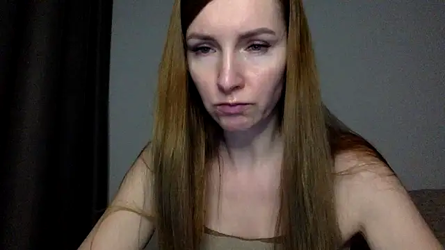 Varnyx online show from November 2025 05:59:01 PM