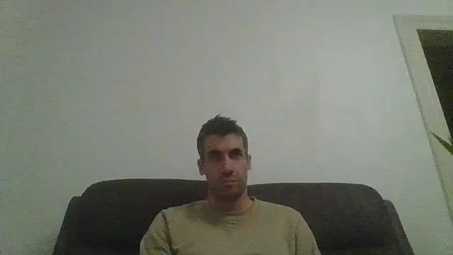 Snapshot of JulioIsHere4you chatting on November 2025 07:58:02 PM JulioIsHere4you online show from November 2025 07:58:02 PM