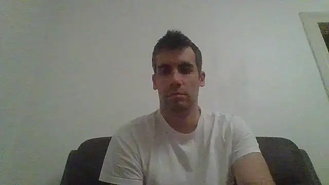 Snapshot of JulioIsHere4you chatting on November 2025 09:13:02 PM JulioIsHere4you online show from November 2025 09:13:02 PM