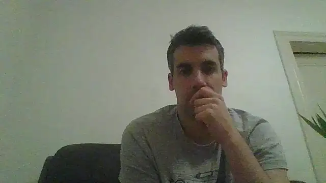 Snapshot of JulioIsHere4you chatting on November 2025 01:59:02 AM JulioIsHere4you online show from November 2025 01:59:02 AM