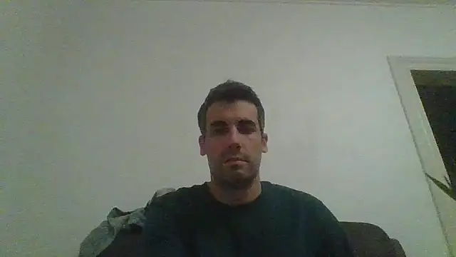 Snapshot of JulioIsHere4you chatting on November 2025 11:15:01 PM JulioIsHere4you online show from November 2025 11:15:01 PM