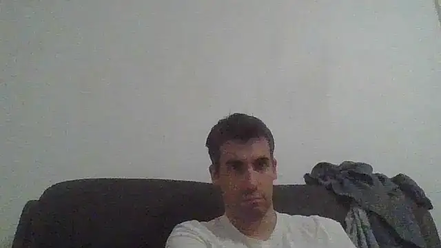 Snapshot of JulioIsHere4you chatting on November 2025 06:24:01 AM JulioIsHere4you online show from November 2025 06:24:01 AM