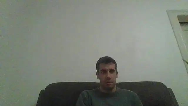 Snapshot of JulioIsHere4you chatting on November 2025 12:13:01 AM JulioIsHere4you online show from November 2025 12:13:01 AM