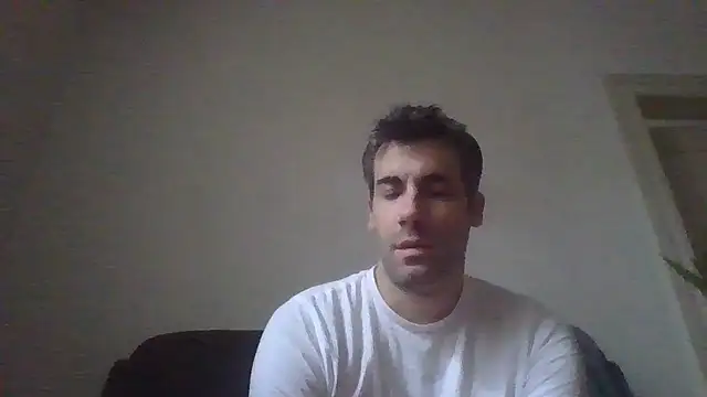 Snapshot of JulioIsHere4you chatting on November 2025 09:02:02 AM JulioIsHere4you online show from November 2025 09:02:02 AM